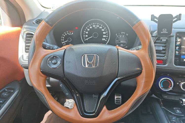 Used Honda Vezel 2017 1.8L CVT Front-Wheel Drive Pioneer Edition
