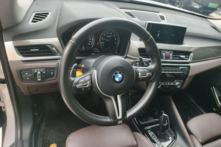 Used BMW X1 2019 xDrive20Li Luxury Model Steering Wheel