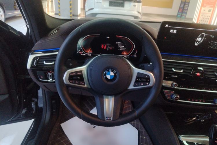 Used BMW 5 Series 2021 525Li M Sport Package