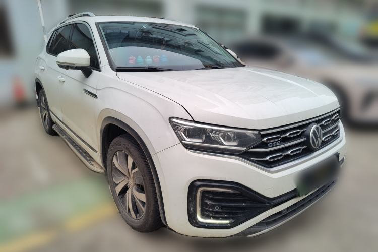 Used Volkswagen Tayron GTE Plug-in Hybrid 2020 1.4T Luxury Model Front Right 45 Deg