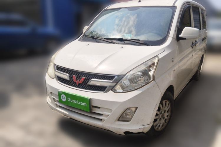 Used Wuling Rongguang V 2015 1.5L Standard Version