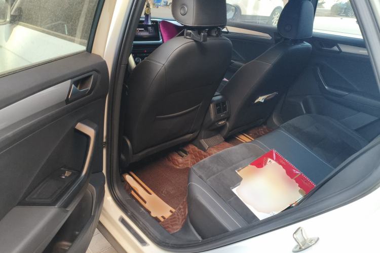 Used Volkswagen T-ROC 2022 280TSI DSG Two-Wheel Drive R-Line Pro PLUS
