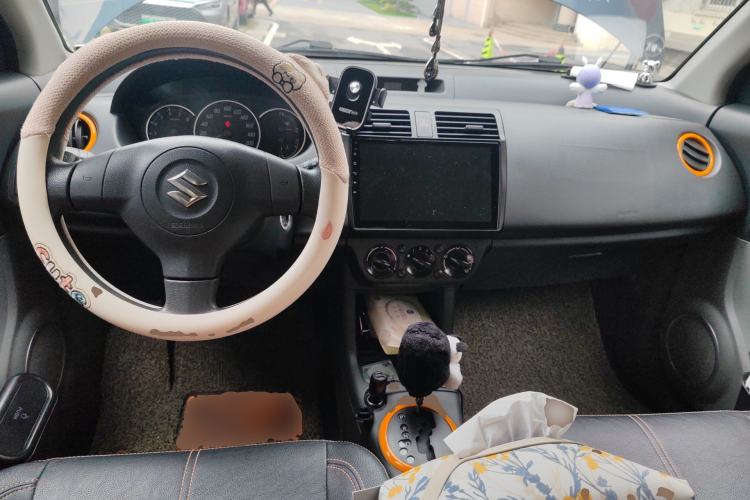 Used Suzuki Swift 2016 1.5L Automatic Fashionable Coolplay Edition
