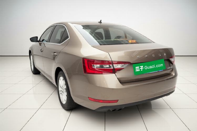 Used Skoda Superb 2016 TSI280 DSG Advanced Edition Exterior 3