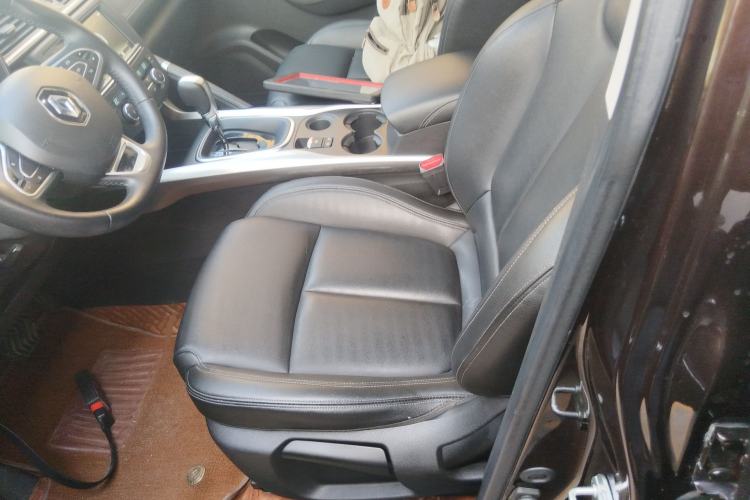 Used Renault Kadjar 2017 2.0L Two-Wheel-Drive Leading Edition
