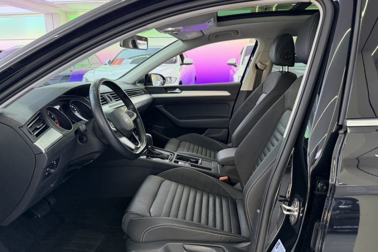 Used Volkswagen Magotan 2020 280TSI DSG Comfort Edition Interior 2