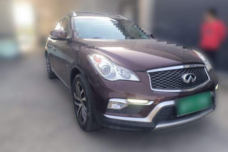 Used Infiniti QX50 2015 2.5L Luxury Edition Front Right 45 Deg