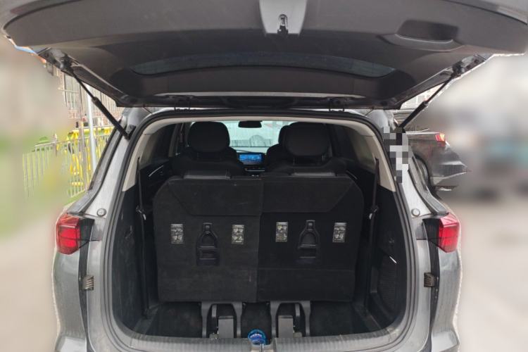 Used Wuling Victory 2020 1.5T CVT Flagship Edition Trunk