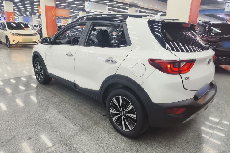 Used Kia kx1 Stonic 2021 1.4L CVT Fun & Sunroof Model
