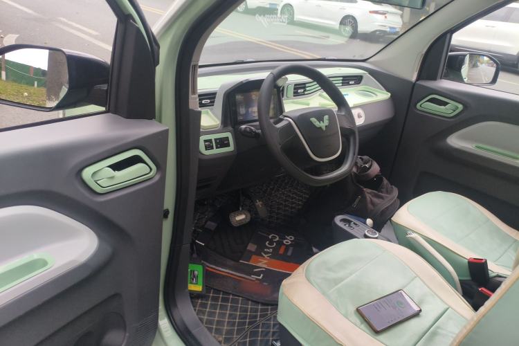 Used Wuling Hongguang MINIEV 2021 Macaron Premium Model – Lithium-NMC Driver Seat