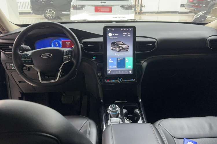 Used Ford Explorer 2020 EcoBoost 285 4x4 Titanium Edition 6 Seats