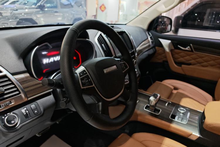 Used Haval H9 2020 2.0T Gasoline 4WD Premium Edition 5 Seats Interior 2