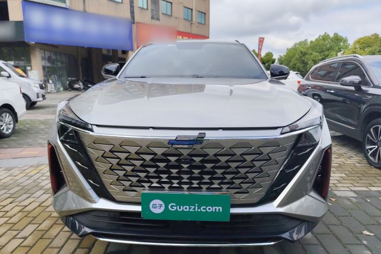 Used CHANGAN OSHAN Z6 2023 Blue Whale 1.5T DCT Smart Luxury Model
