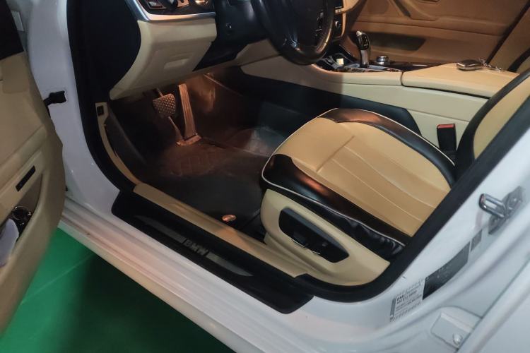 Used BMW 5 Series 2014 520Li Elegant Model