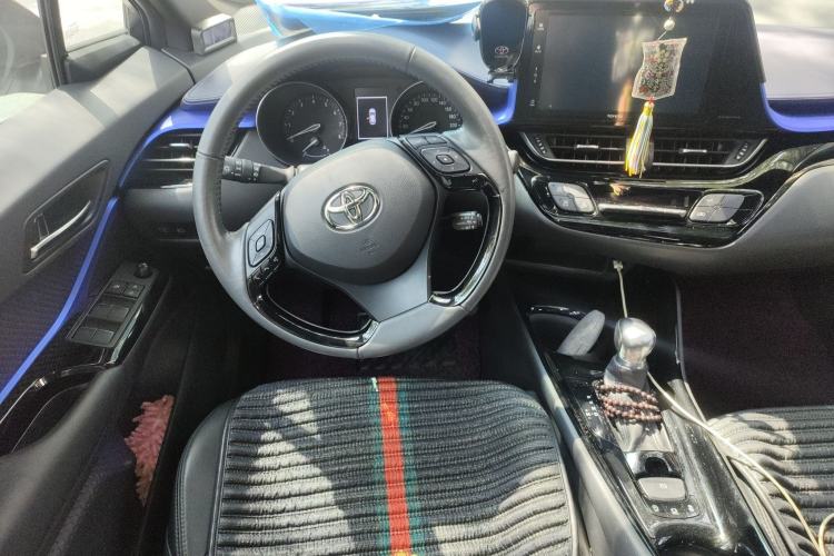 Used Toyota IZOA 2018 2.0L Yichi Version China VI Standard
