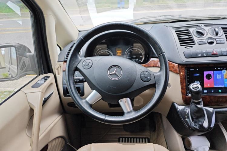 Used Mercedes-Benz Viano 2011 2.5L Luxury Edition Steering Wheel