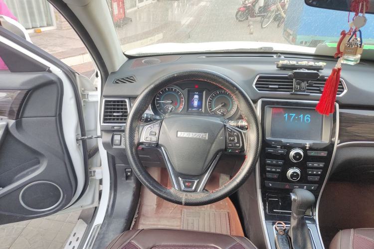 Used Haval H2 2016 Red-Label 1.5T Automatic Two-Wheel Drive Luxury Model