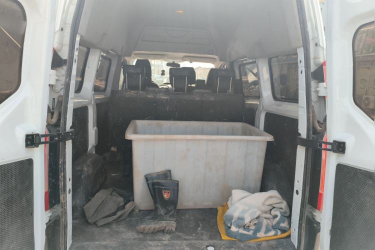 Used Ford Transit 2019 2.0T Gasoline Multi-Function Commercial Vehicle Short Wheelbase Mid-Roof 6-Seater China VI Standard Trunk