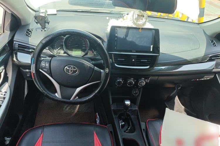Used Toyota Vios 2021 1.5L CVT Innovation Edition Center Console