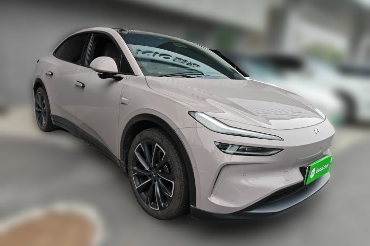 Used ONVO L60 2024 60 kWh Rear-Drive Version Front Right 45 Deg