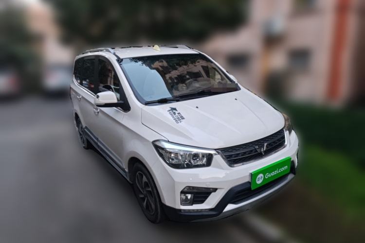 Used Wuling Hongguang 2016 1.5L S1 Deluxe Model China V-standard
