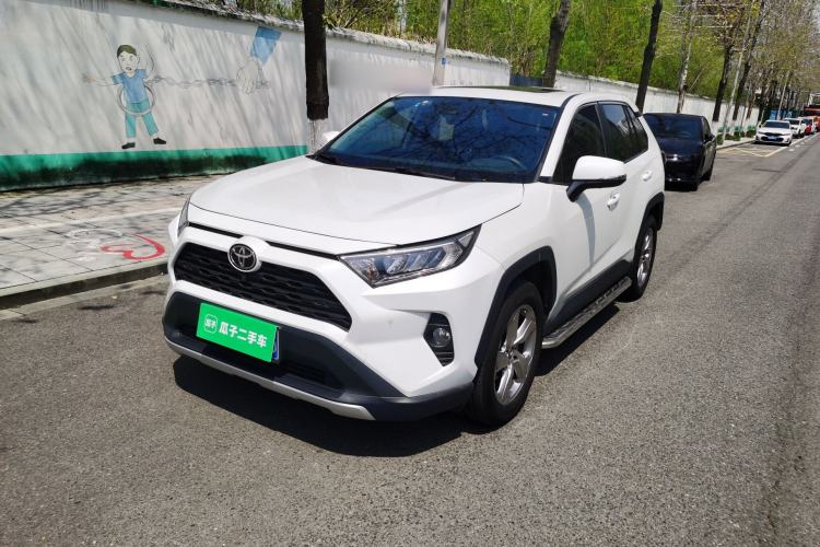 Used Toyota RAV4 2022 2.0L CVT Two-Wheel Drive Fashion Plus Edition