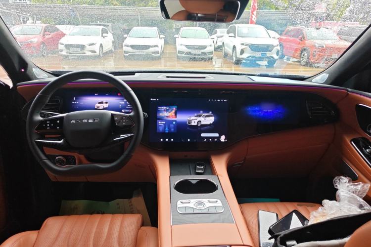 Used EXEED Lanyue C-DM 2025 180 Ultra-Long Range Ultra All-Wheel Drive 6-Seater