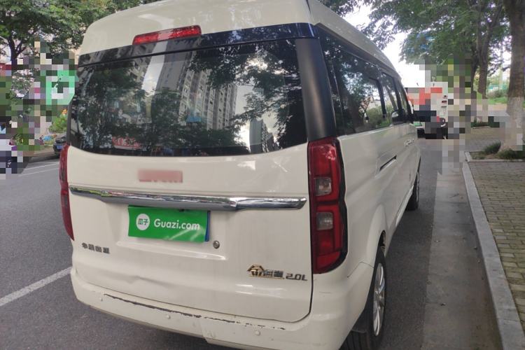 Used Jinbei Gold Hiace 2021 2.0L Passenger Vehicle Engineering Lion 7 Seats
