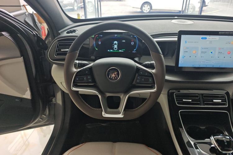 Used BYD Qin PLUS 2024 Honor Edition EV 420KM Leading Model