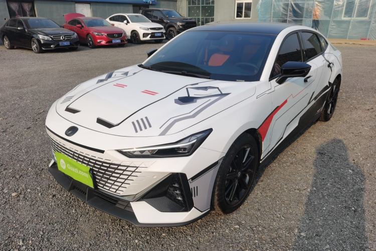 Used Changan UNI-V 2022 1.5T Prestige Version