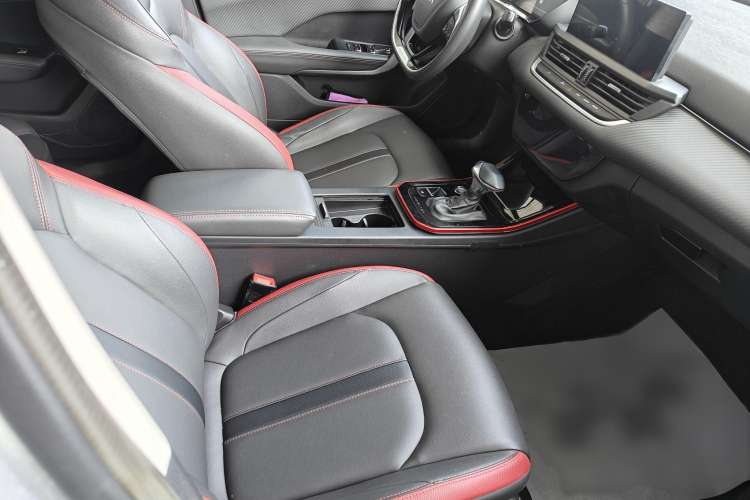 Used Dongfeng Aeolus Yixuan GS 2021 230T Automatic Star-Chasing Edition Interior 8