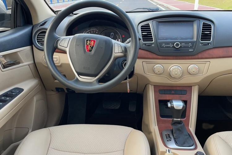 Used Roewe 350 2014 1.5L Automatic Xunyue Version
