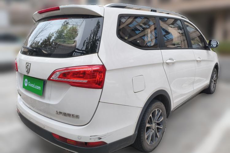 Used Baojun 730 2017 1.5T Manual Fashion Version 7 Seats China V Emission Standard