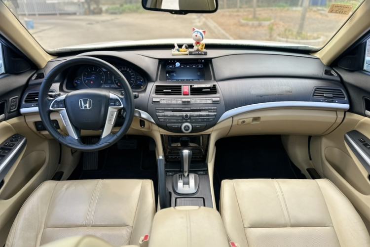 Used Honda Crosstour 2011 3.5L Prestige Edition
