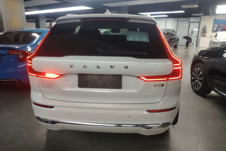 Used Volvo XC60 2024 B5 4x4 Smart Luxury Edition