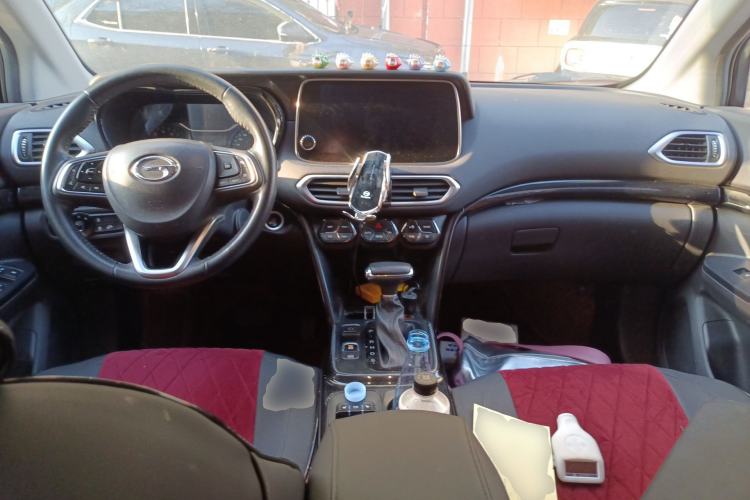 Used GAC Trumpchi GS4 2019 270T Automatic Two-Wheel Drive Luxury Smart Connectivity Model Center Console