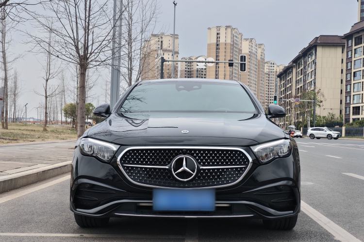 Used Mercedes-Benz E-Class 2025 E 300 L Stylish Sports Model Exterior 4