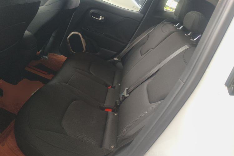 Used Jeep Renegade 2018 Connected Large Screen Version 180T Automatic High-Energy Edition
