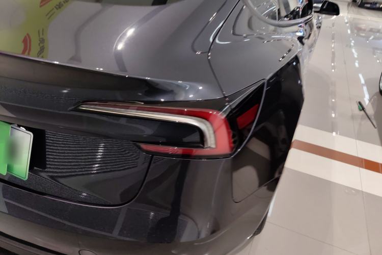 Used Tesla Model 3 2023 Long-Range All-Wheel-Drive Version
