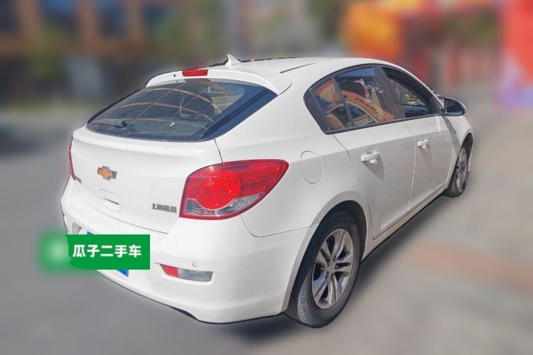 Used Chevrolet Cruze 2013 Hatchback 1.6L Automatic Luxury Model
