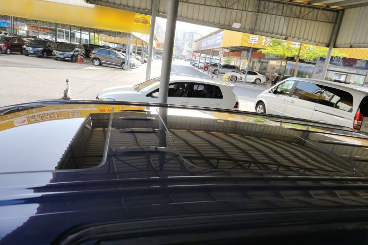 Used Roewe iMAX8 2022 400TGI Prestige Edition
