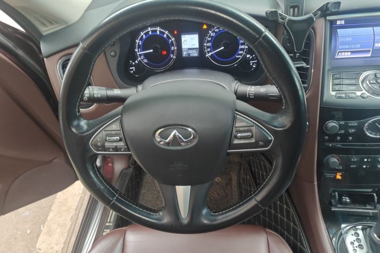 Used Infiniti QX50 2015 2.5L Enjoyment Edition Steering Wheel