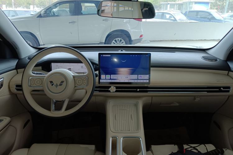 Used Wuling Bingo S 2025 Model 325km Deluxe Edition