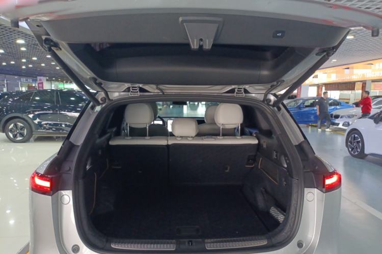 Used XPeng G9 2024 570 Max Trunk