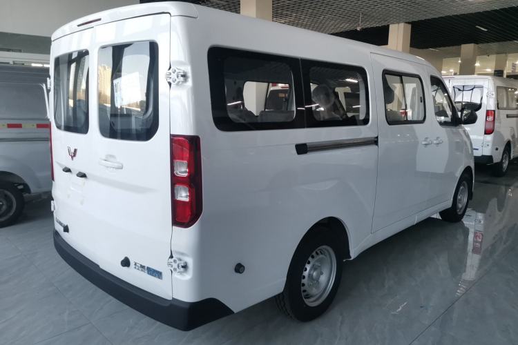 Used Wuling Yangguang 2025 Model 400km Bus Edition—Comfort Edition