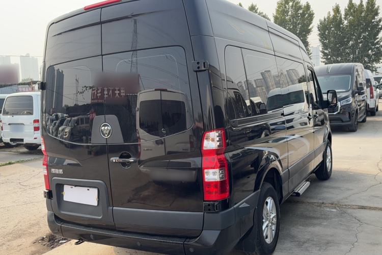 Used Foton Toano 2023 2.0T Compact Luxury Edition Manual Transmission Long Wheelbase Mid-Height Roof Rear Single Tire 9-Seater
