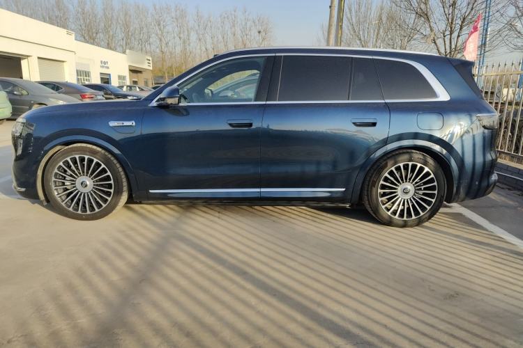 Used Hima AITO M8 2025 Extended-Range Ultra Version 53.4 kWh 5-Seater Edition
