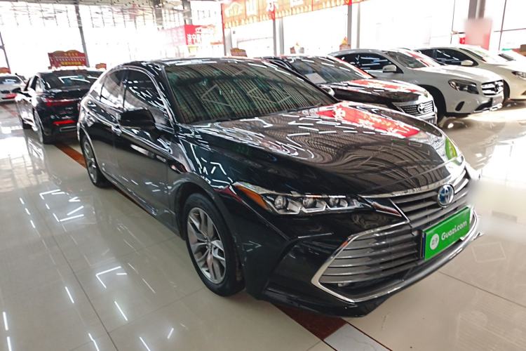 Used Toyota Avalon 2019 Dual-Engine 2.5L Luxury Edition China VI Standard

