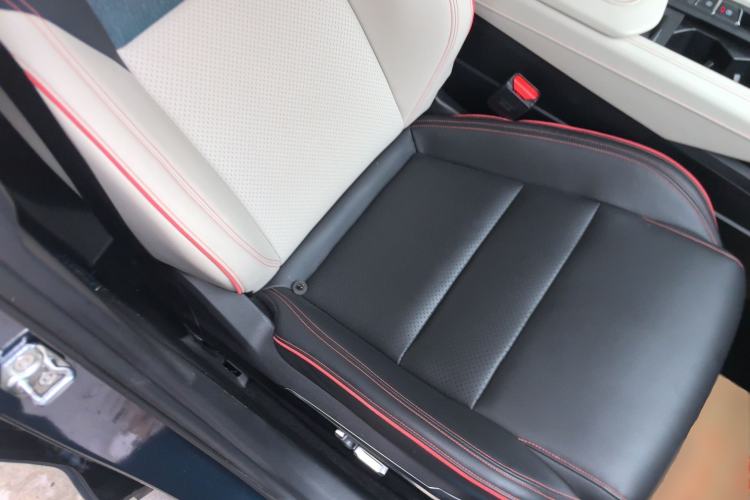 Used Lynk & Co 06 2020 1.5T YAO Halo