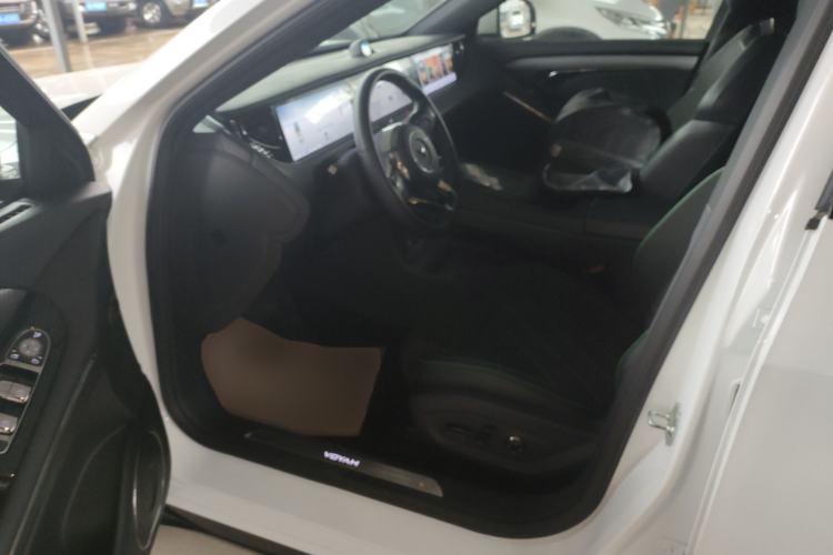 Used VOYAH FREE 2025 318 318 km Rear-Drive Touring Edition Left Front Seat